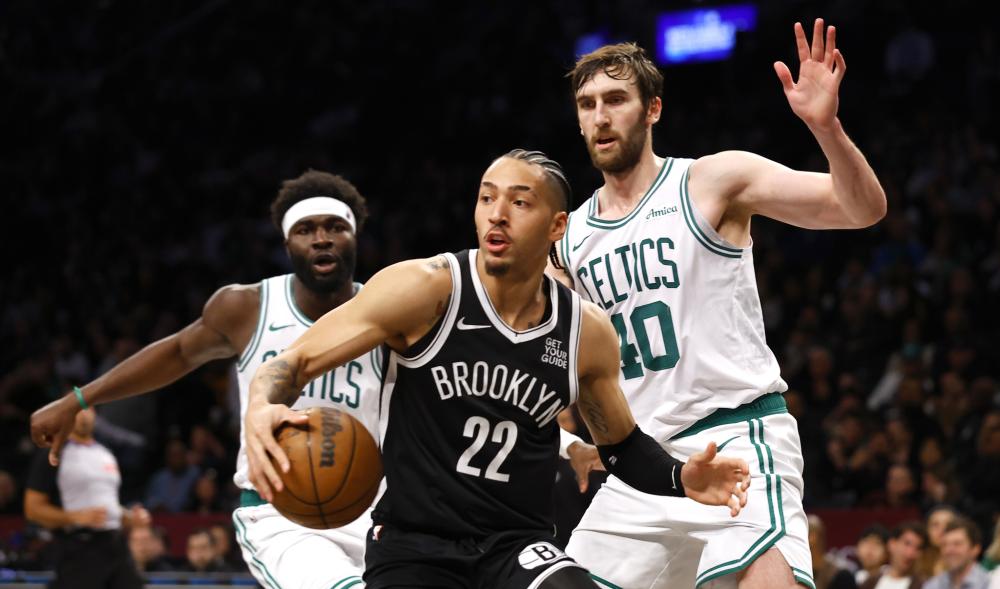 在这种紧张 在这种紧张