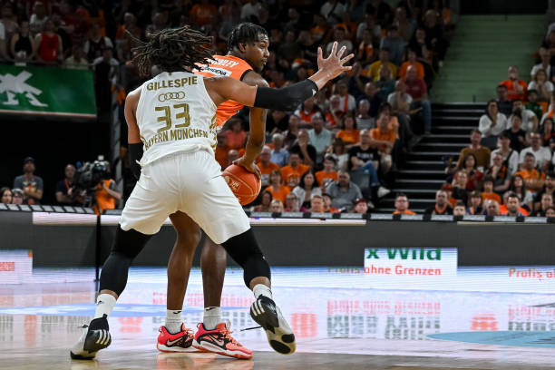 很难在他防 很难在他防